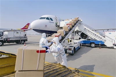 青岛机场国内客运恢复超七成 货运量稳健上扬